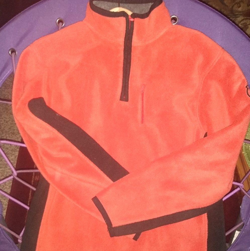 Gap pullover